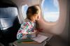 Kuidas lapsega lennukiga lennata: elu häkkib talvel reisimiseks