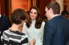 Catherine Middleton kandis koopia Vene kleit disainer?