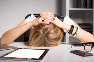 Kuidas kiiresti leevendada stressi kontoris: 5 kasulikke viise