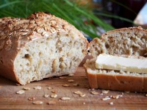 Kuidas kokk kaerajahu leiba ilma sõtkumine ja mida selle eeliseid
