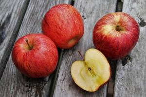 5 põhjust, miks sa pead sööma õunu