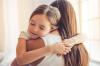 Sageli kallistada oma lapsi, miks kallistused on olulised lapse
