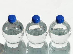 Joomine, söögituba, mineraalvesi, terapeutilise: mida pakend ja mida vesi on parem