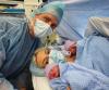 Chris de Burghi 36-aastane tütar sünnitas kaksikut pärast 14 raseduse katkemist